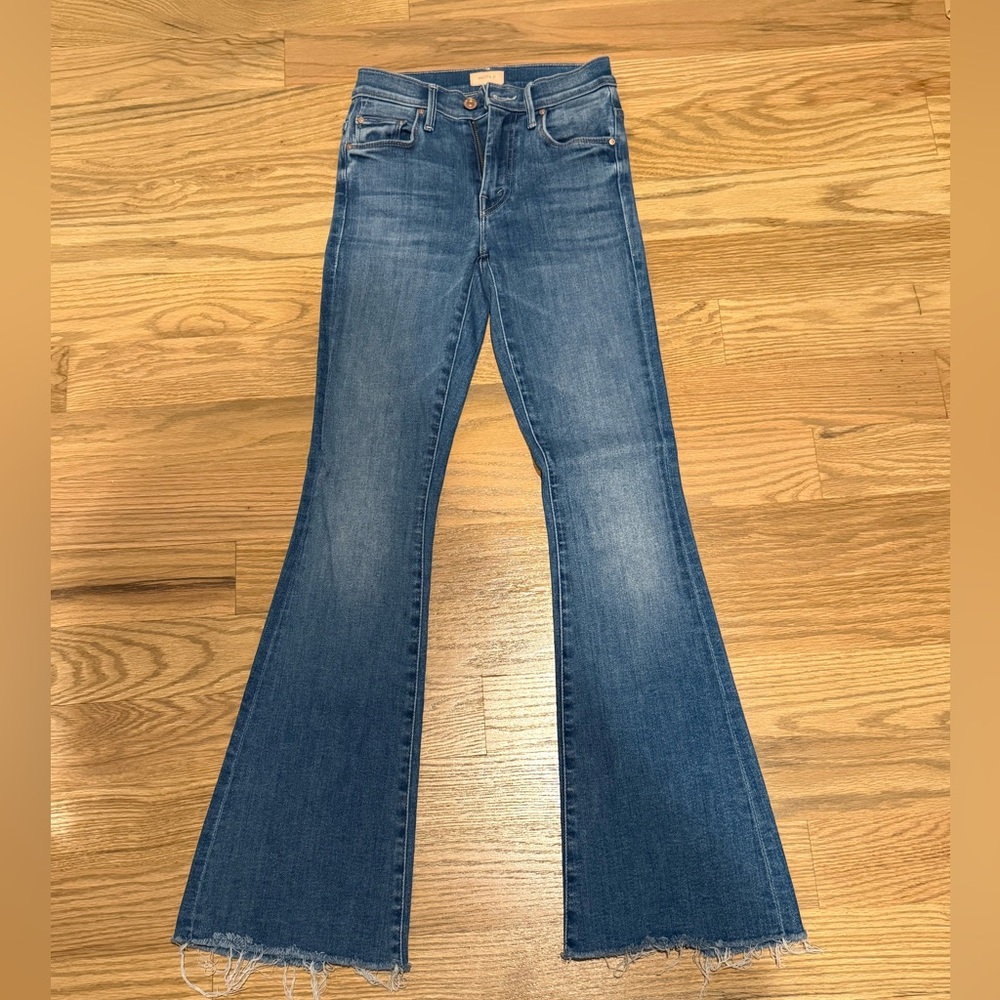 MOTHER Weekender Flare Leg Jeans